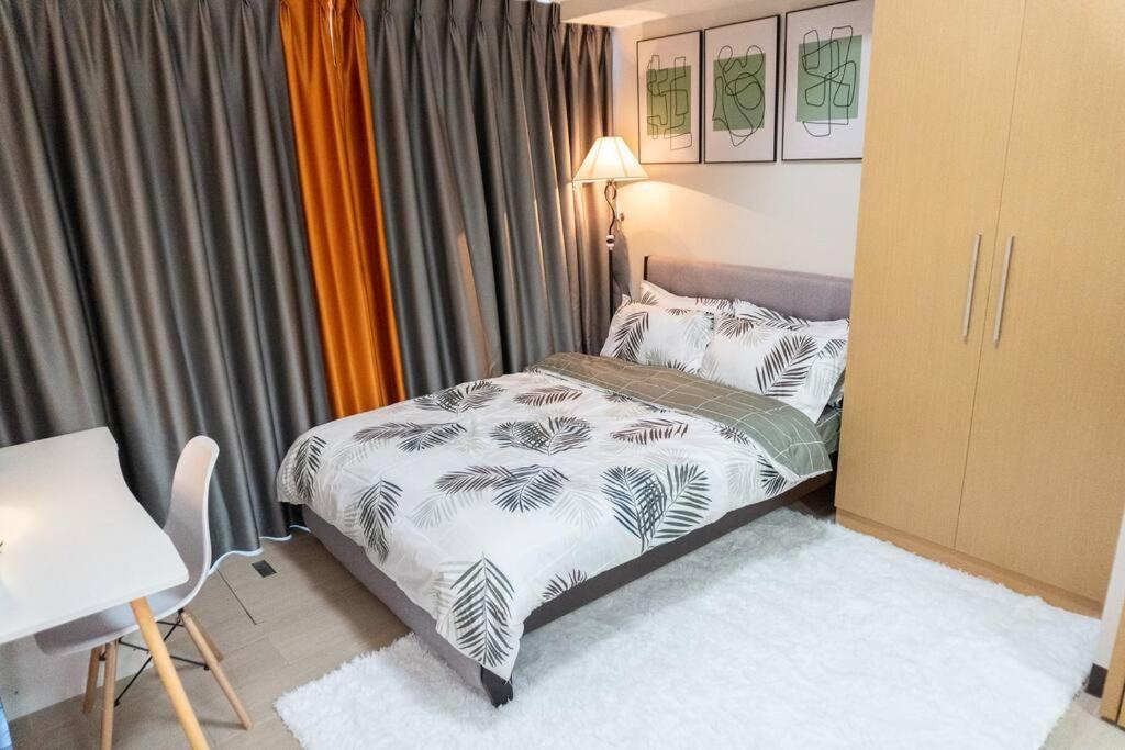 A2J Luxury 2Br Bgc Uptown Suite Near Uptown Mall 马尼拉 外观 照片