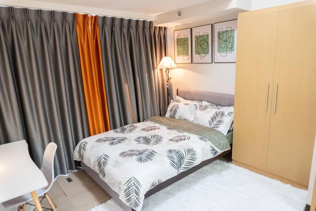 A2J Luxury 2Br Bgc Uptown Suite Near Uptown Mall 马尼拉 外观 照片