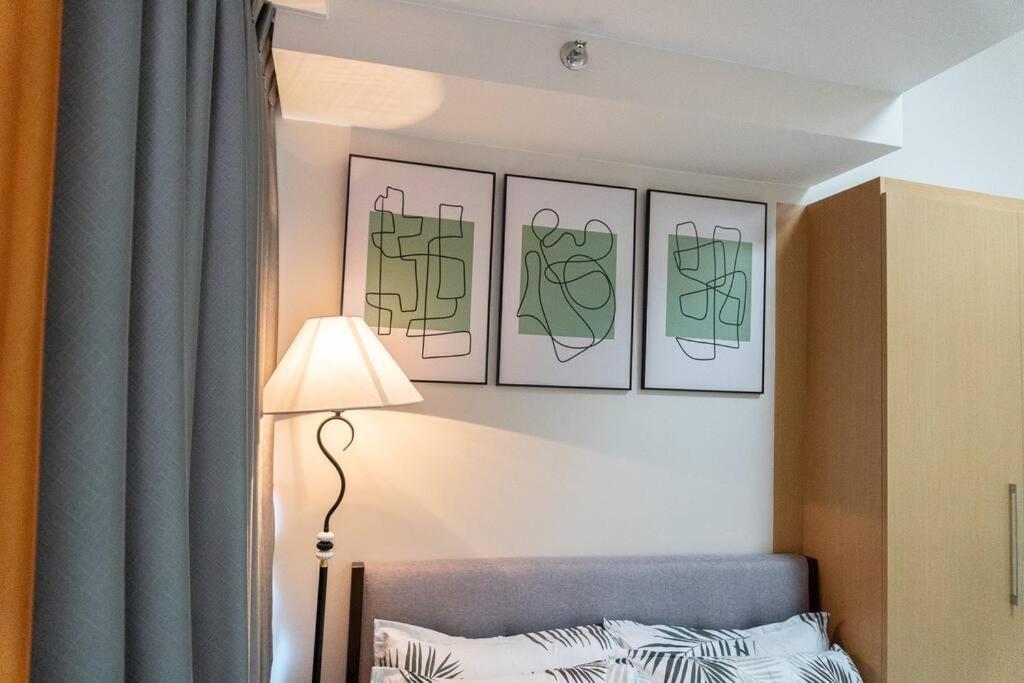 A2J Luxury 2Br Bgc Uptown Suite Near Uptown Mall 马尼拉 外观 照片